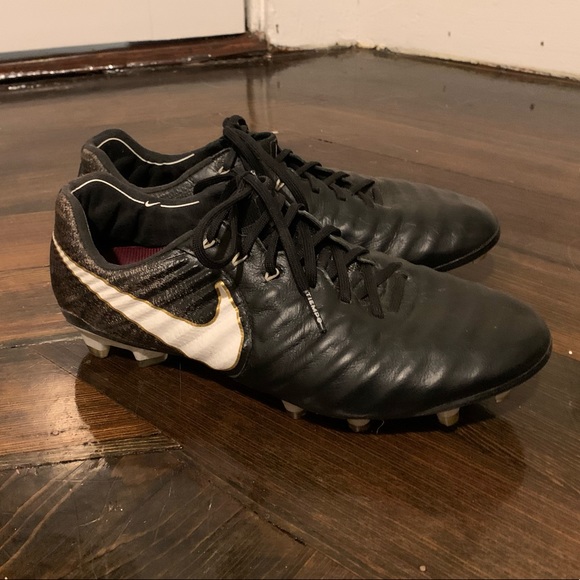 Nike Tiempo Legend VII FG Cleats size M7/W8.5 - Picture 3 of 7